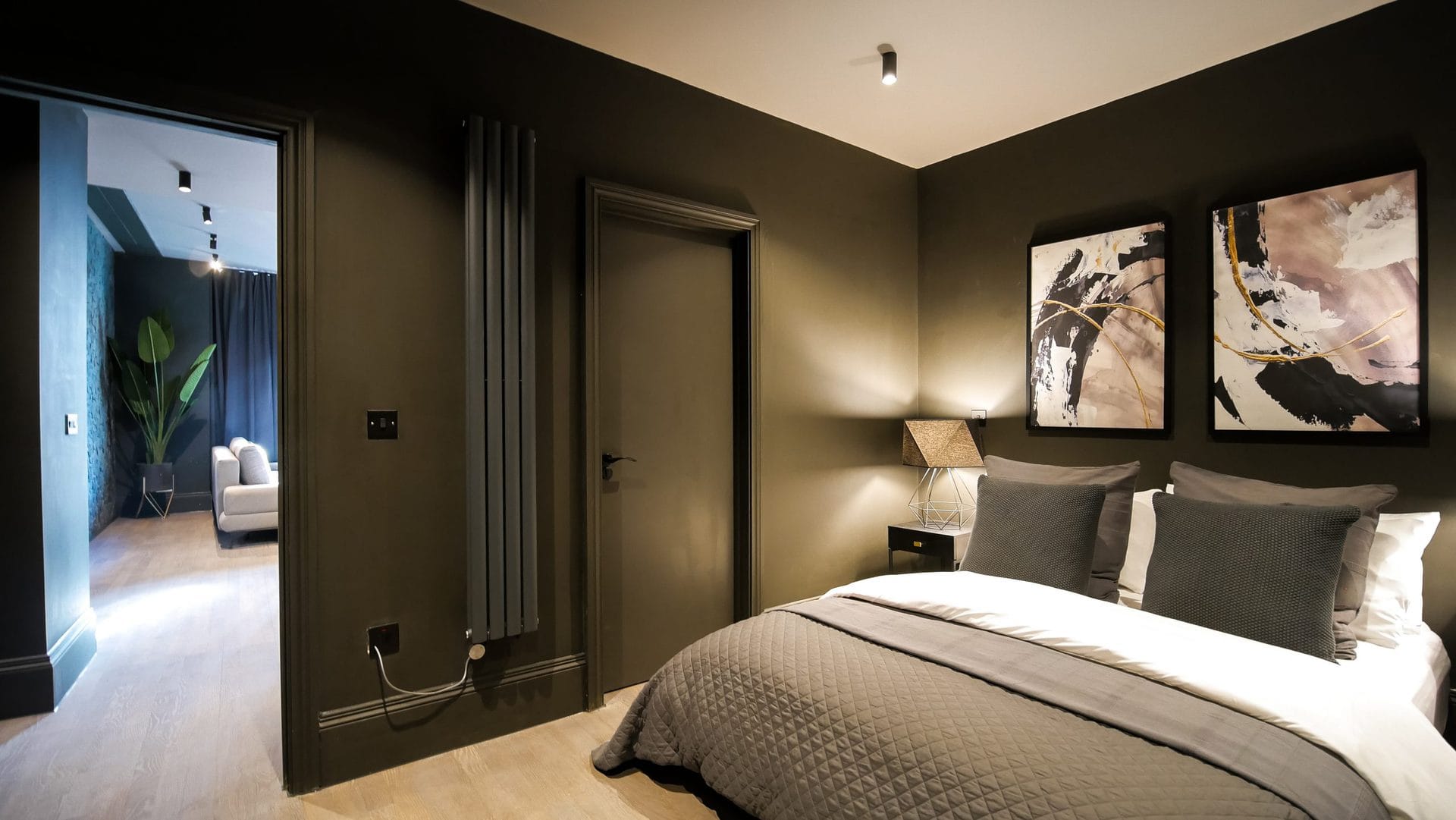 midnight-boutique-bedroom