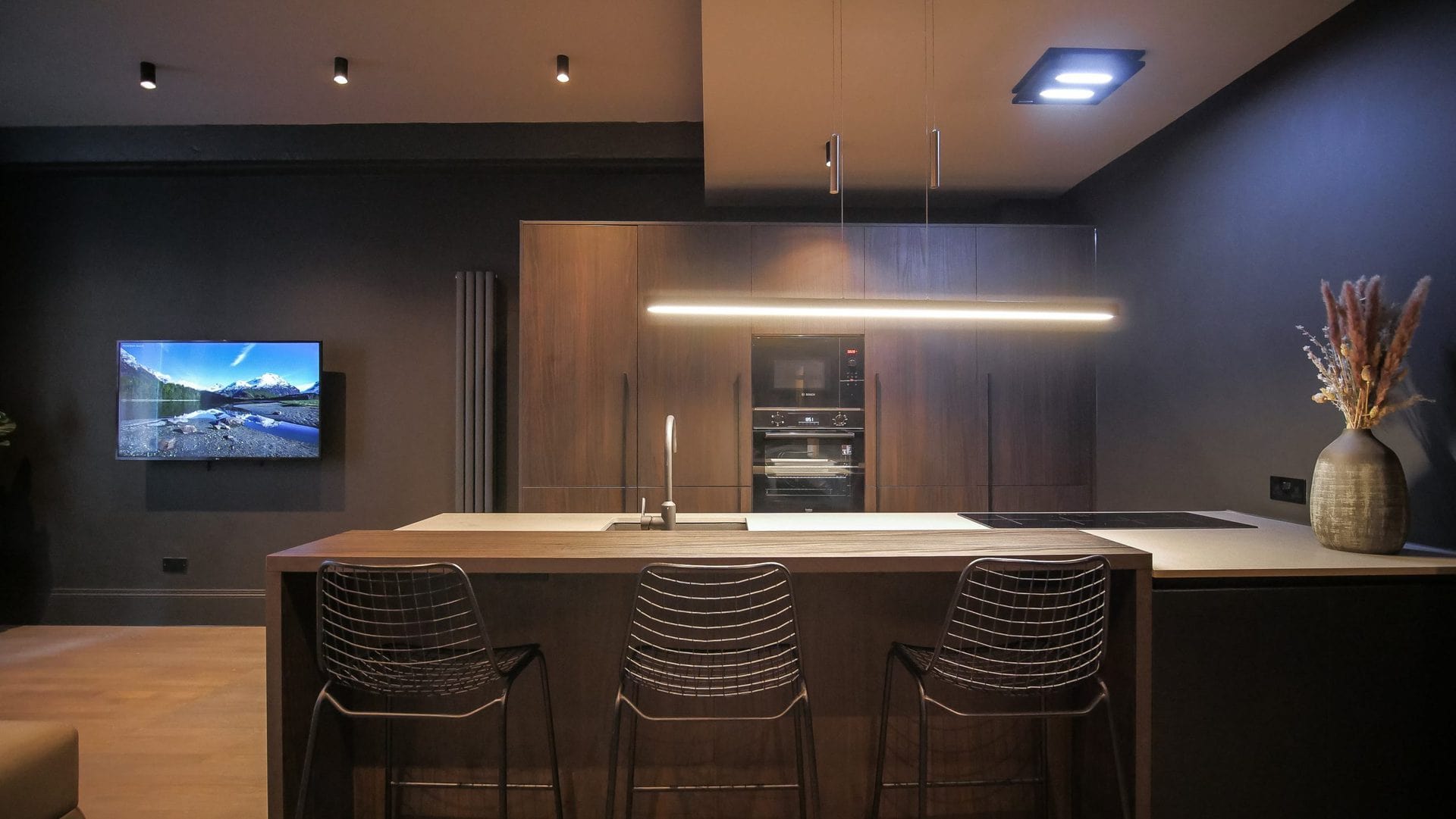 midnight-boutique-kitchen