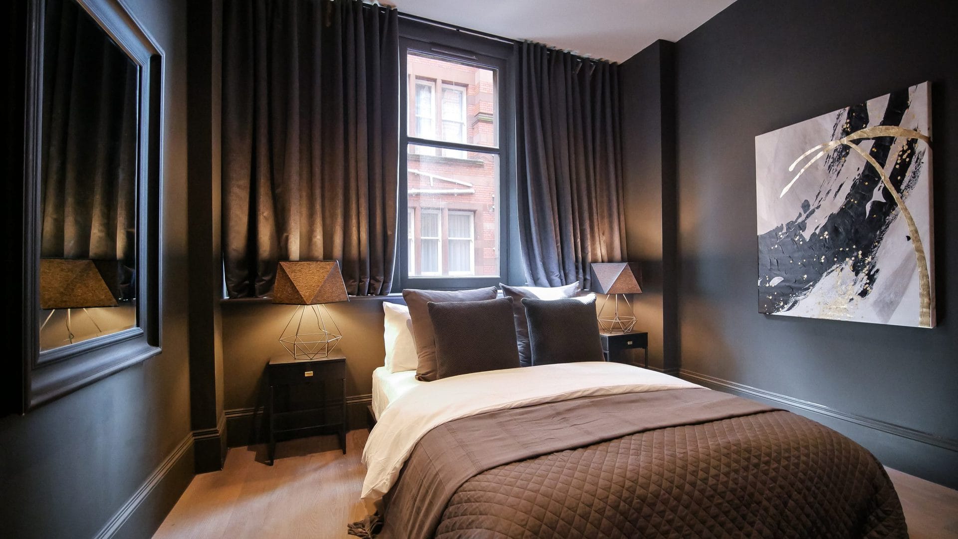 midnight-boutique-bedroom