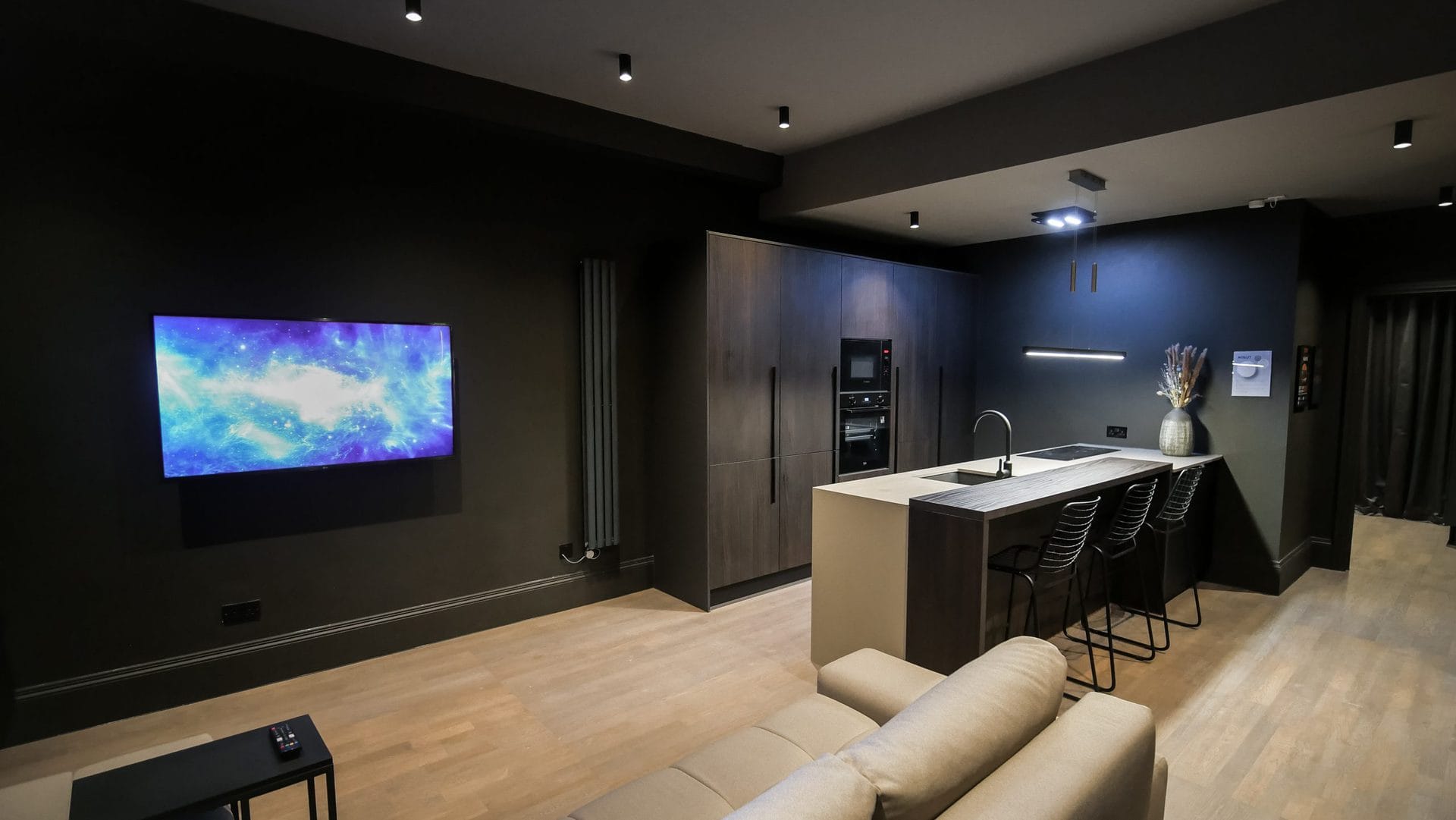 midnight-boutique-open-plan-living-area