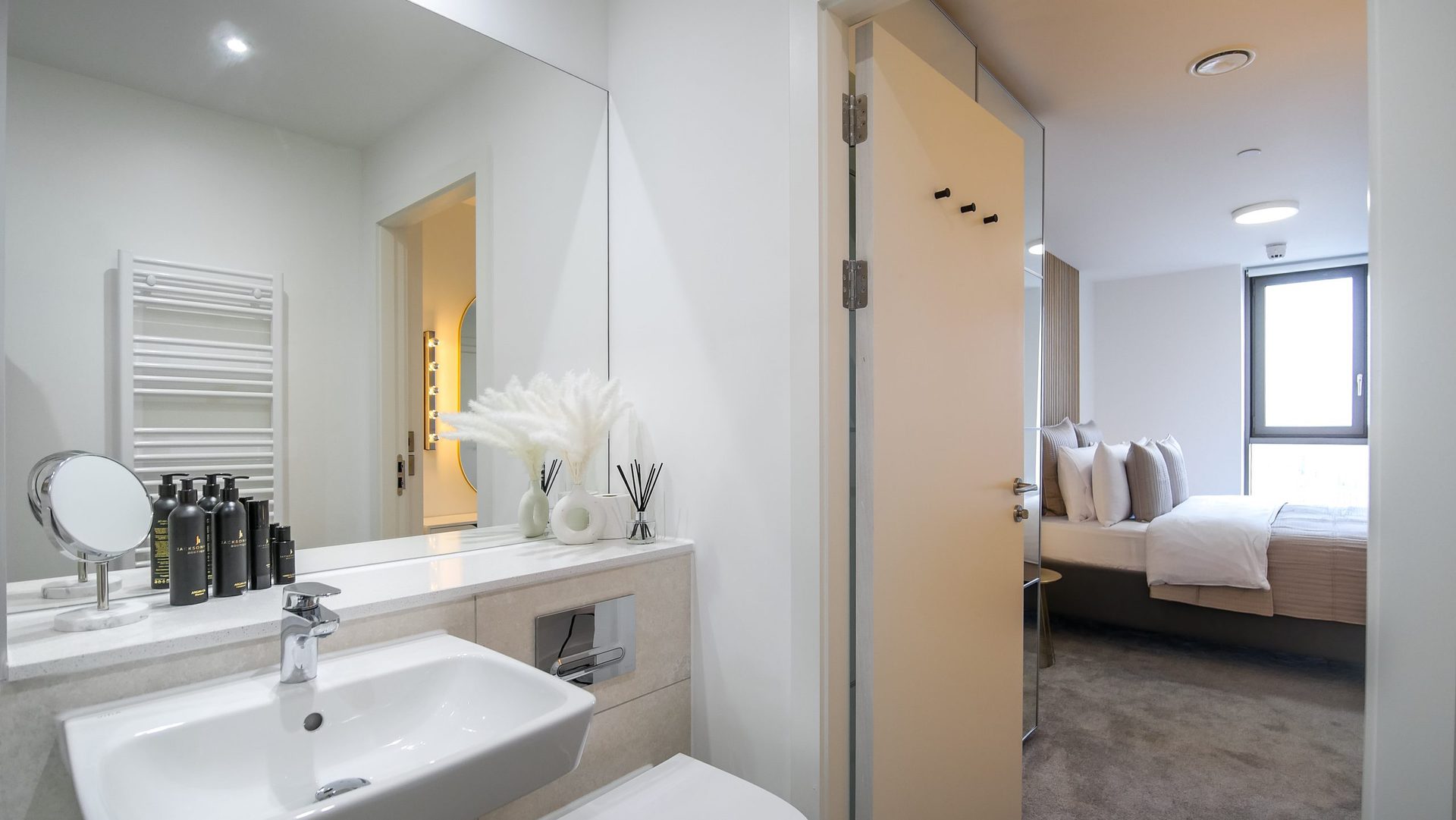 oxygen-skyline-penthouse-en-suite
