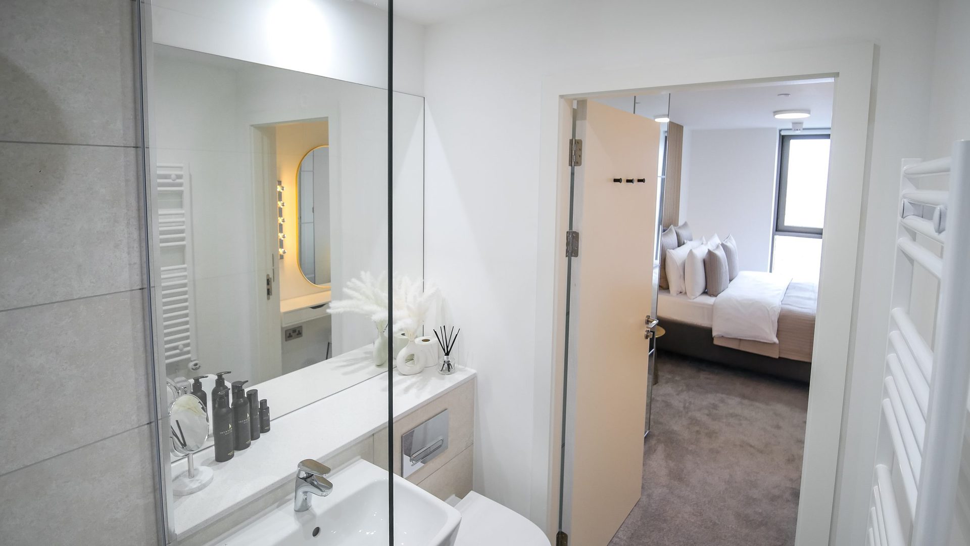 oxygen-skyline-penthouse-en-suite