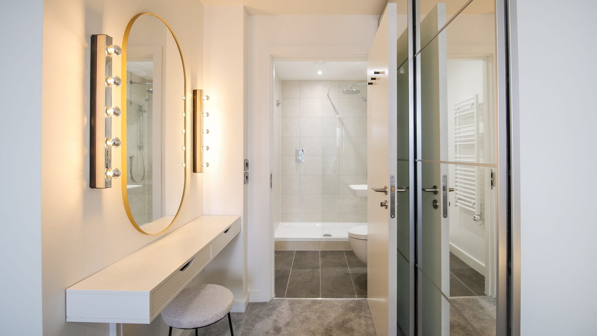 oxygen-bedroom-en-suite